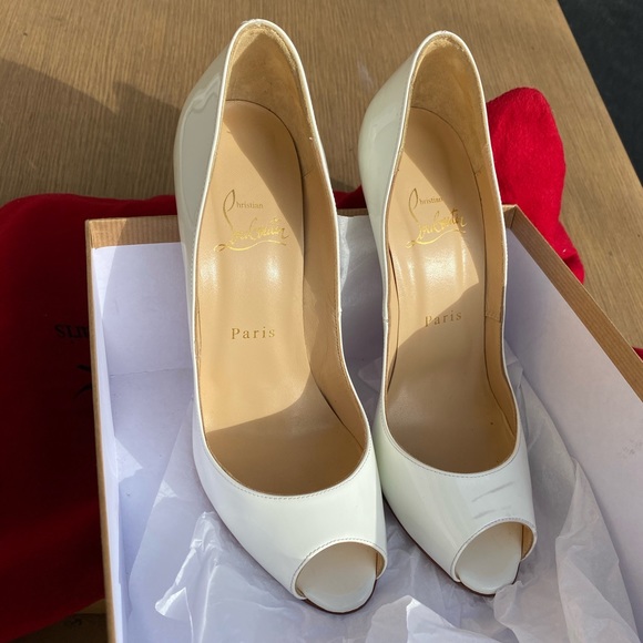 CHRISTIAN LOUBOUTIN JOLLYB WHITE SQUIGGLE HEELS - Picture 2 of 13